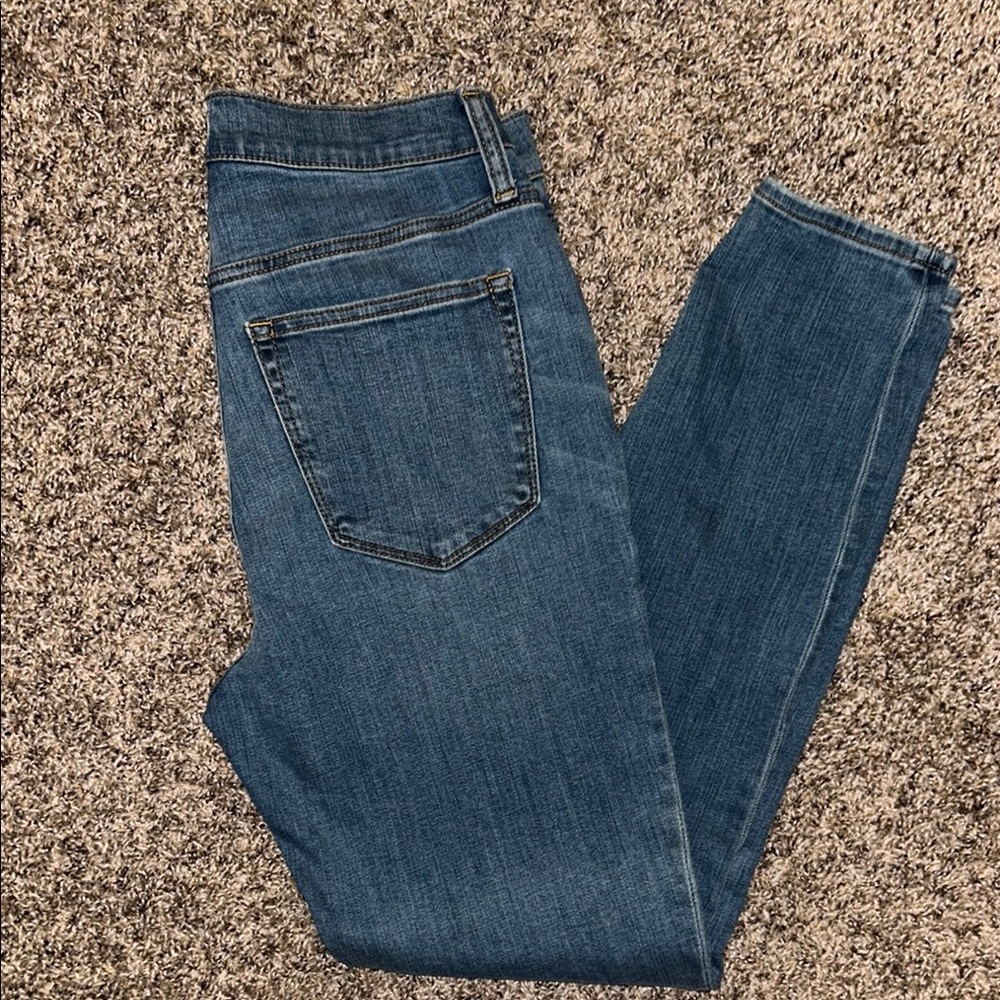 J. Crew 9" High Rise Skinny - Picture 5 of 9